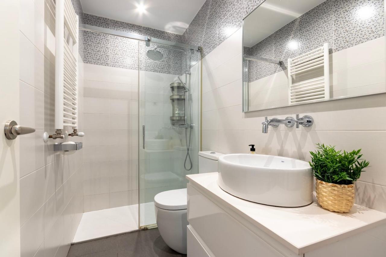 Gran Apartamento Con Estilo En El Centro De Bilbao Buitenkant foto